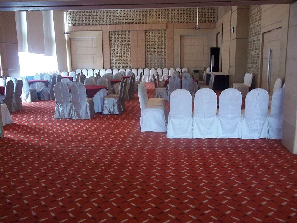 Welcomhotel By Itc Hotels, Ashram Road, Ahmedabad Exterior photo